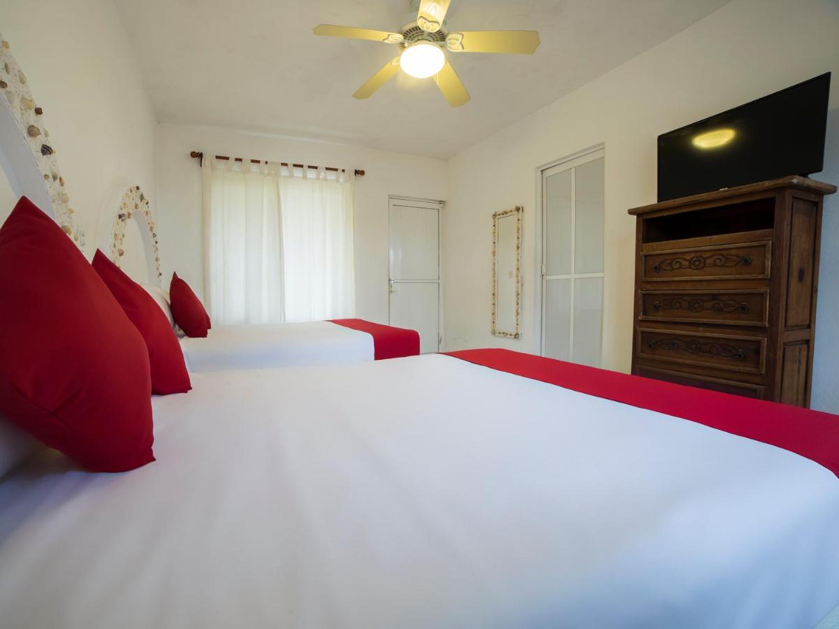 كوستا إسميرالدا Hotel Y Restaurant Casa Del Mar المظهر الخارجي الصورة