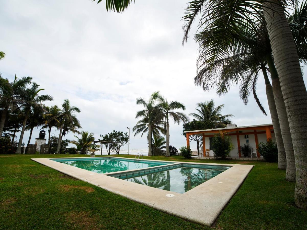 كوستا إسميرالدا Hotel Y Restaurant Casa Del Mar المظهر الخارجي الصورة