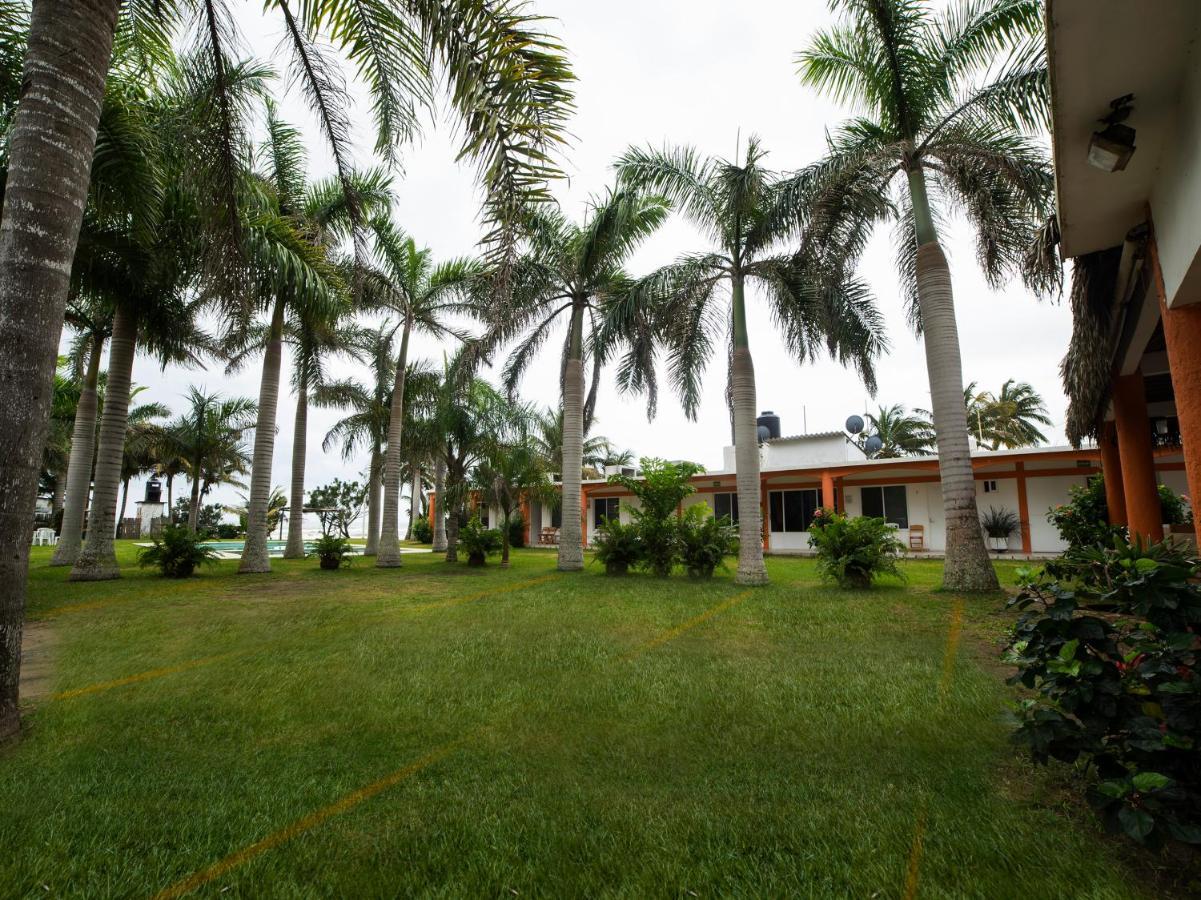 كوستا إسميرالدا Hotel Y Restaurant Casa Del Mar المظهر الخارجي الصورة